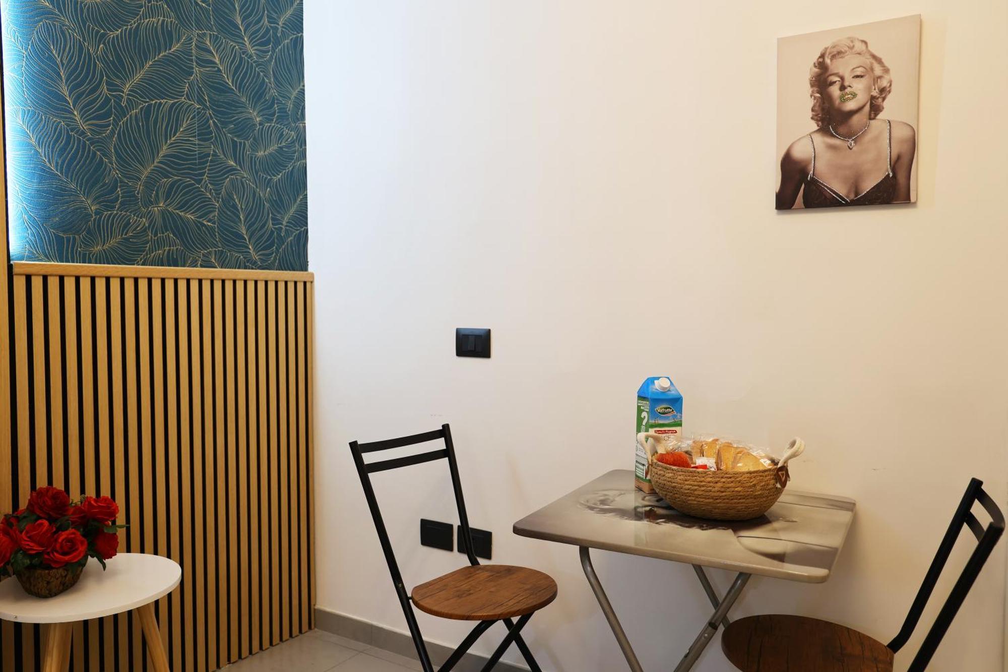 Milly'S House Appartement Napels Buitenkant foto